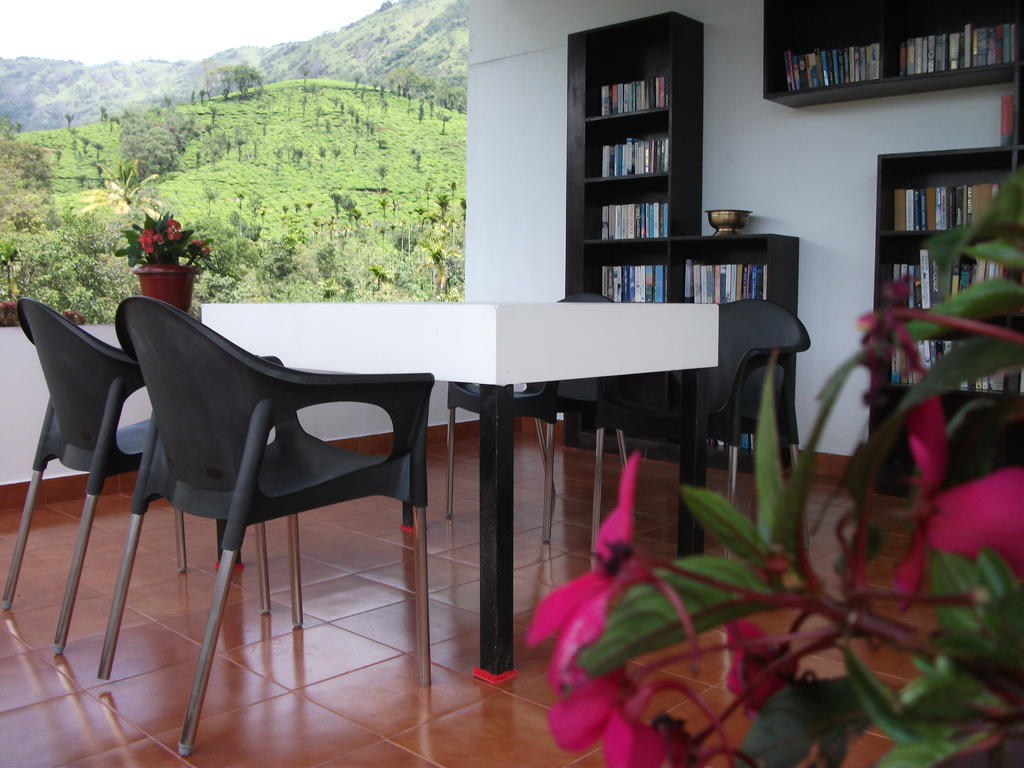 Gruenberg Tea Plantation Haus Bed & Breakfast Munnar Ngoại thất bức ảnh