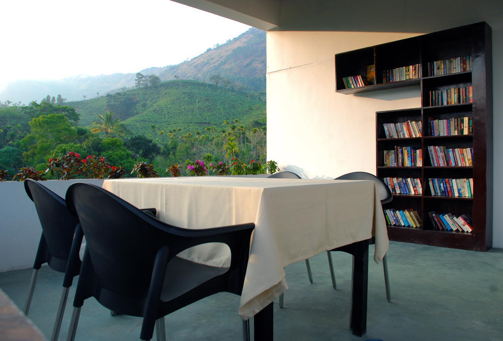Gruenberg Tea Plantation Haus Bed & Breakfast Munnar Ngoại thất bức ảnh