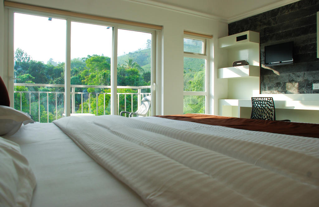 Gruenberg Tea Plantation Haus Bed & Breakfast Munnar Phòng bức ảnh
